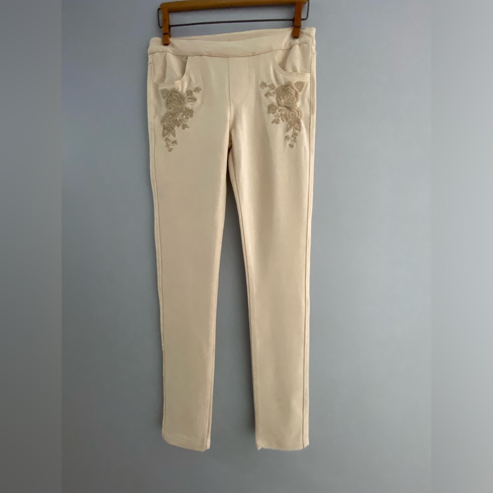 Joyfolie Mia Joy Alexandra Cream jeggings with appliqué in size 10